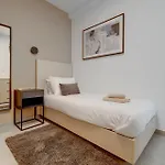 Stylish Penthouse Rooftop Hot Tub Harbour Views Sliema