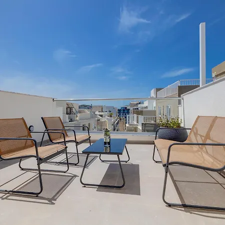 Stylish Penthouse Rooftop Hot Tub Harbour Views * Sliema