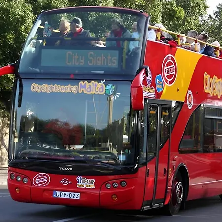 Stylish Penthouse Rooftop Hot Tub Harbour Views
