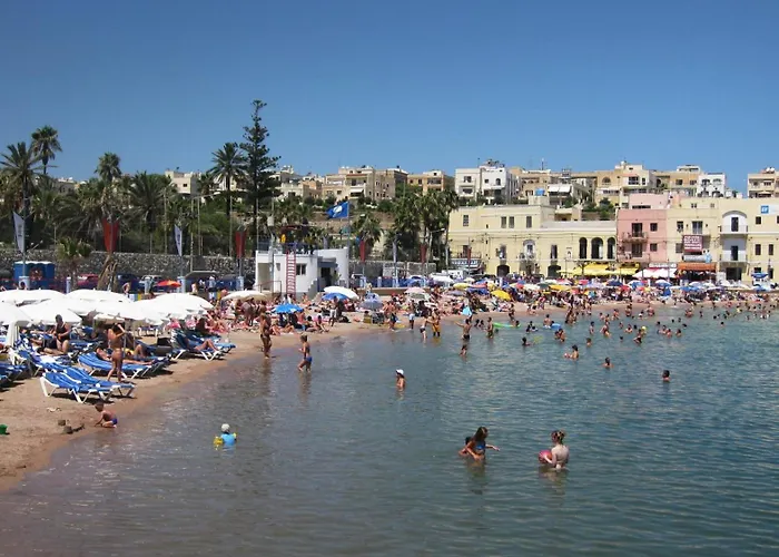 Apartament Stylish Penthouse Rooftop Hot Tub Harbour Views Sliema