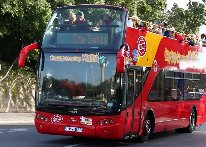 Stylish Penthouse Rooftop Hot Tub Harbour Views